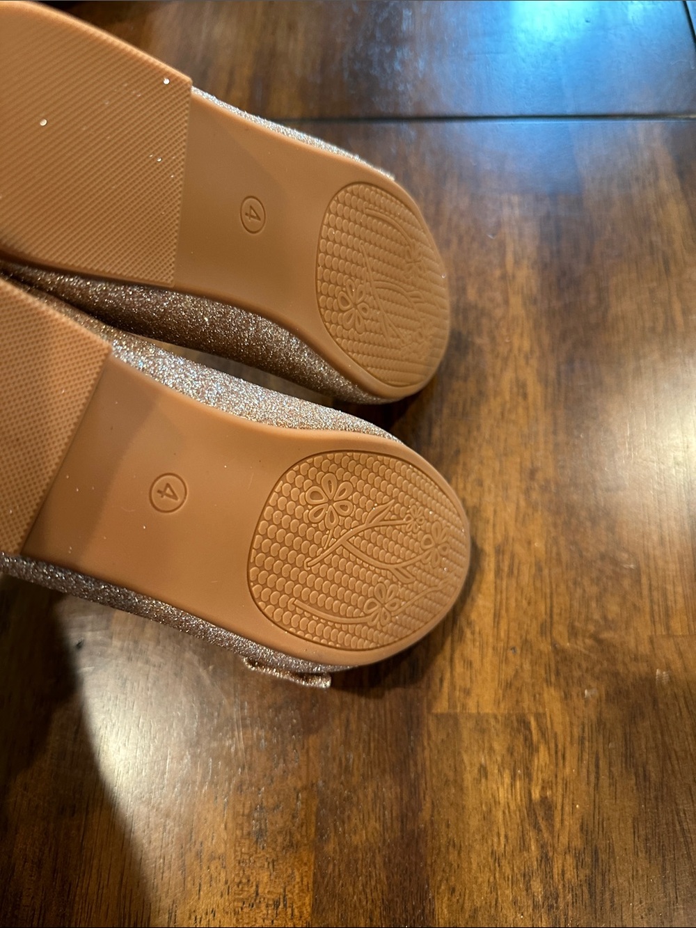 NWOT Girls Glitter Ankle-Strap Flats with Rhinestone Bow - Rose Gold Size 4 - Picture 4 of 4